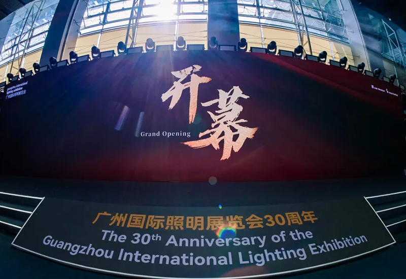 首日聚焦｜壹定发电源光亚展现场热力全开，，手艺实力尽显锋芒